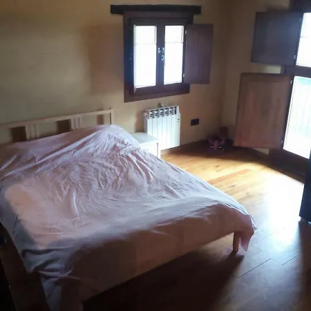 Casa De Sobrado Do Bispo Nyaraló Sobrado del Obispo